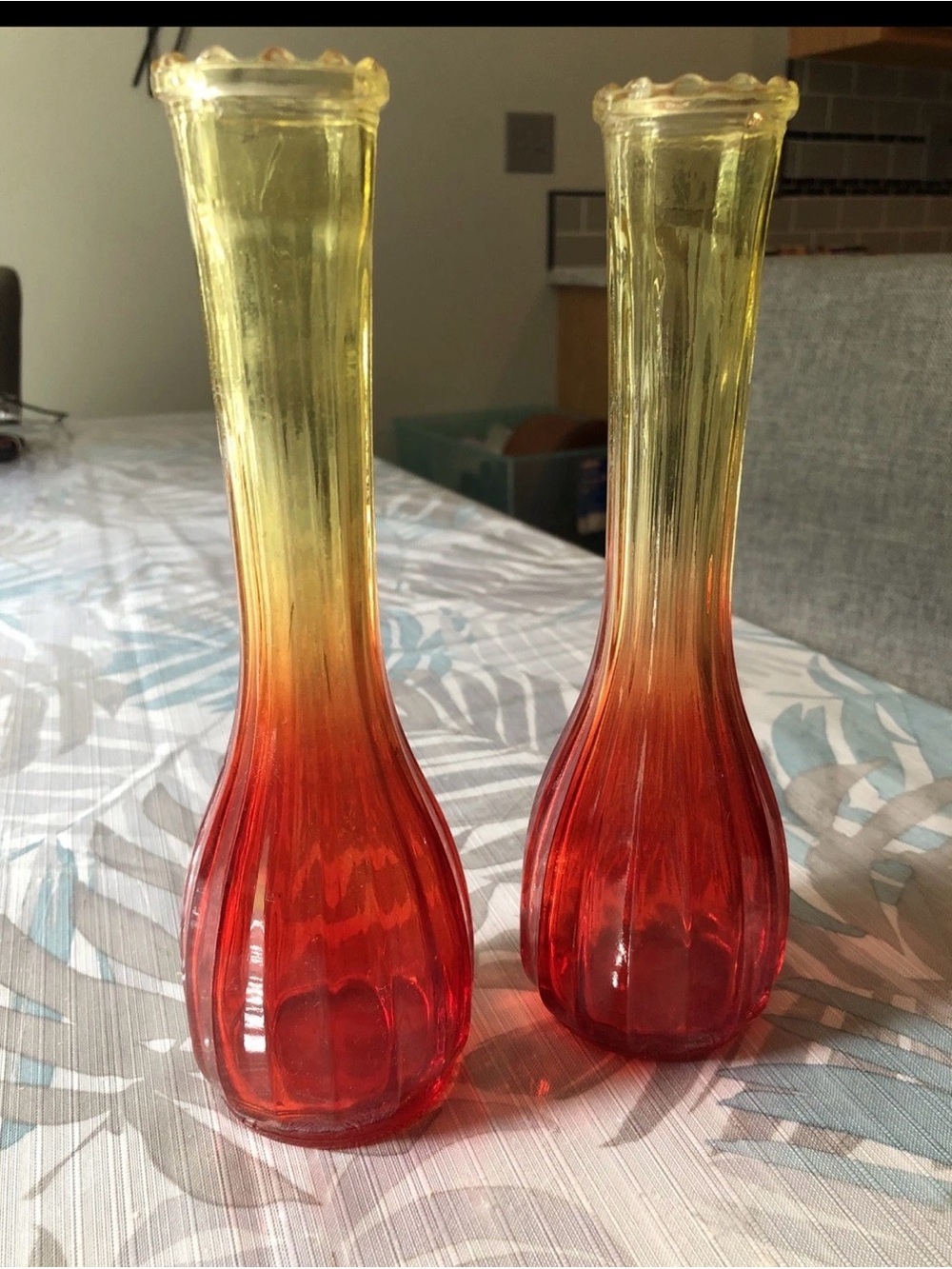 Vtg Jeanette Aberina Ombré Bud Vase - 9” Tall, Set Of 2